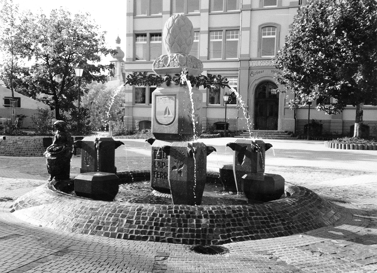 1985 Brunnen Sandhausen